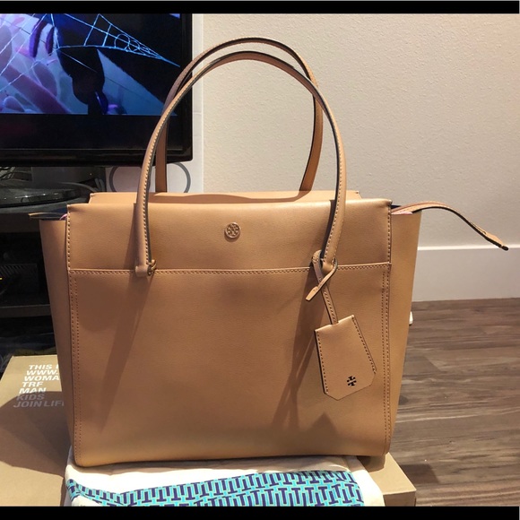 [sold] Tory Burch Parker Leather Tote - Picture 1 of 6
